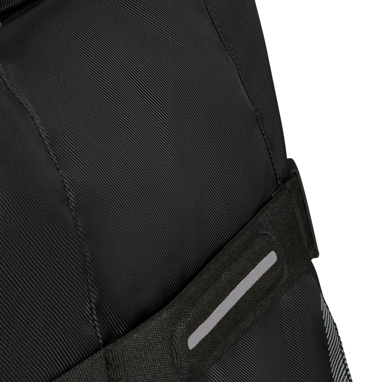 American Tourister Urban Track Wheeled Duffle L - 79cm 10 American Tourister Urban Track Wheeled Duffle L - 79cm - Image 8