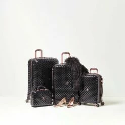 IT Luggage Glitzy - Cabin (Black) -Suitcase Sales 2024 17 05b67d68 9289 41d2 a981 0a91290228b4