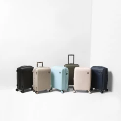 IT Luggage Spontaneous II - Cabin With Pocket (Olive Night) -Suitcase Sales 2024 2 07d6e5c0 386c 4e48 a1ca 2b398c079c11