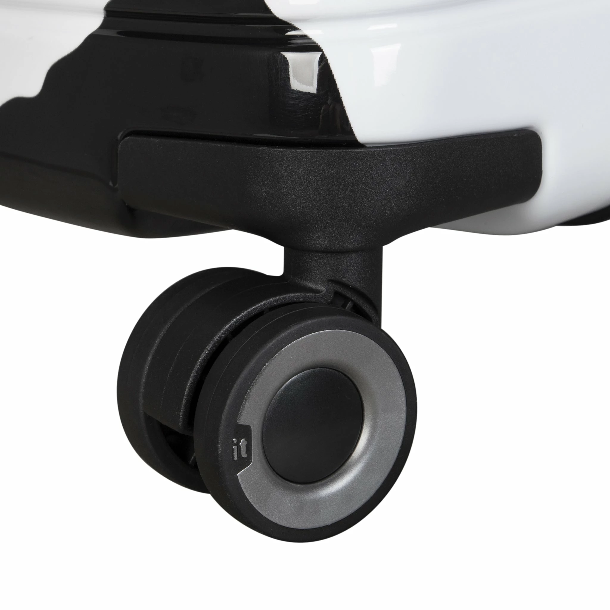 IT Luggage Indulging - Large (Moo Cow Print) 12 IT Luggage Indulging - Large (Moo Cow Print) - Image 10