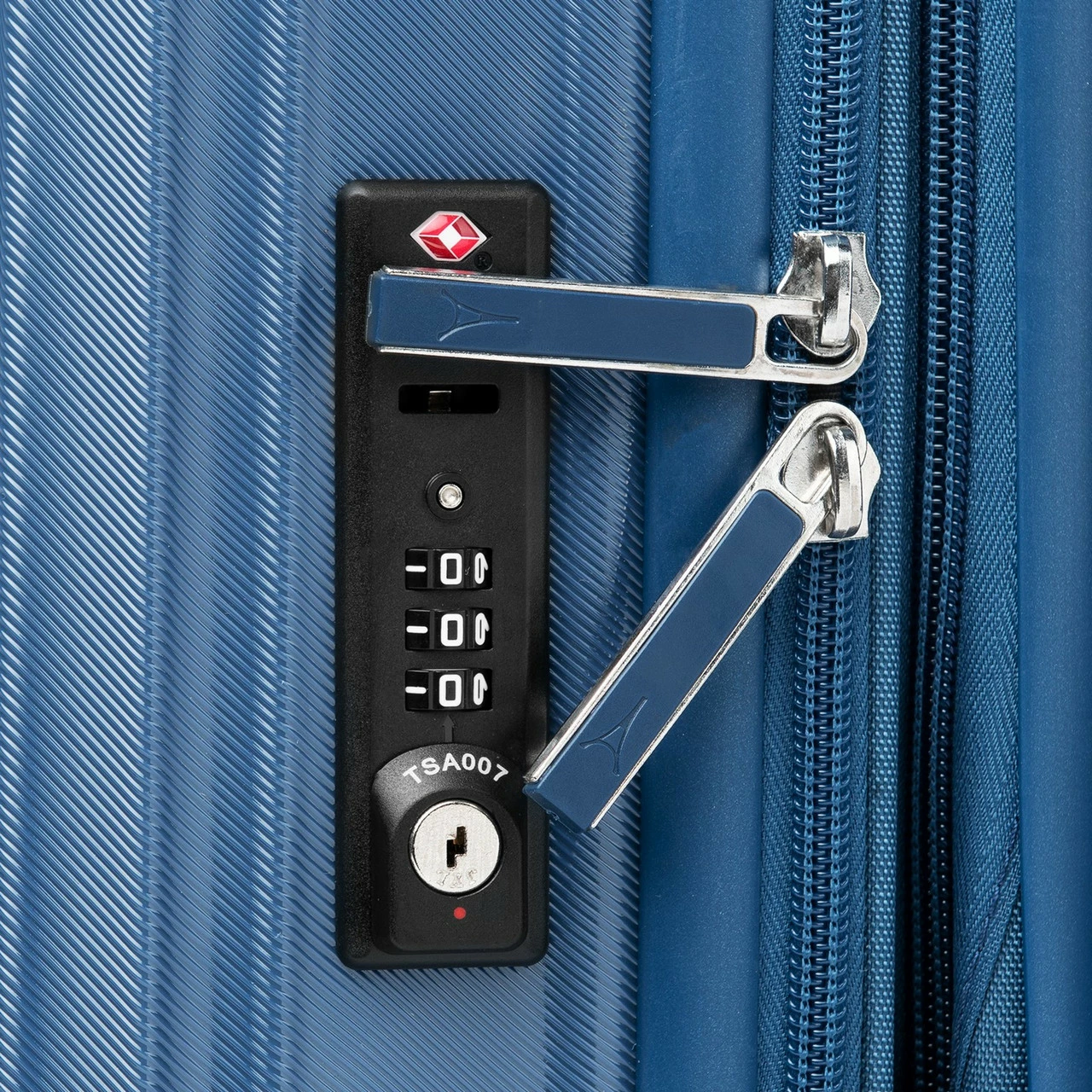Travelpro Maxlite Air Expandable Cabin Suitcase - 55cm 18 Travelpro Maxlite Air Expandable Cabin Suitcase - 55cm - Image 16