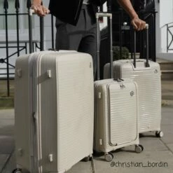 IT Luggage Spontaneous II - 3pc Set (Feather Grey) -Suitcase Sales 2024 4 875c97c4 b2ca 4031 84d7 cb1060b2d622