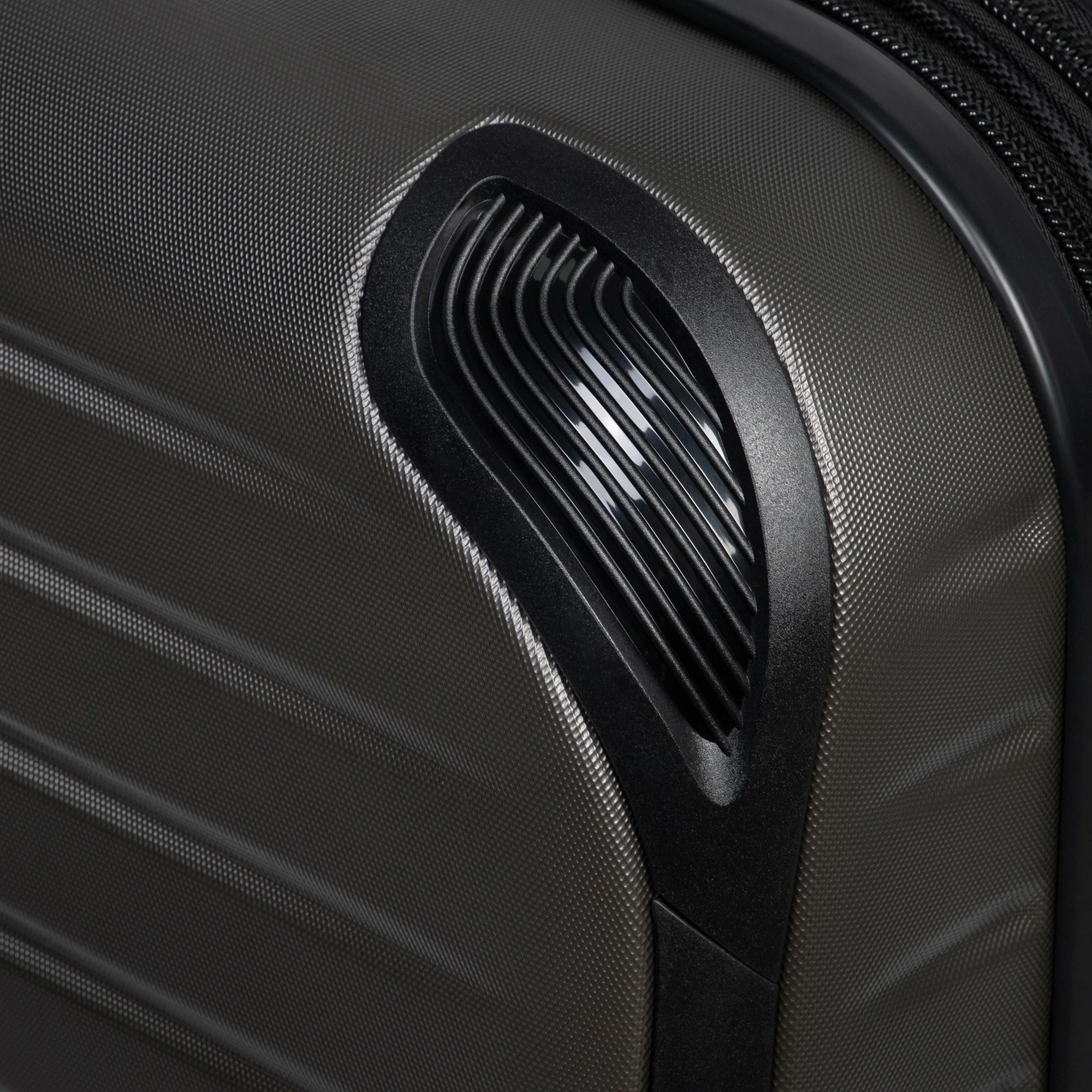 IT Luggage Lineal - 3pc Set (Dark Grey) 5 IT Luggage Lineal - 3pc Set (Dark Grey) - Image 3