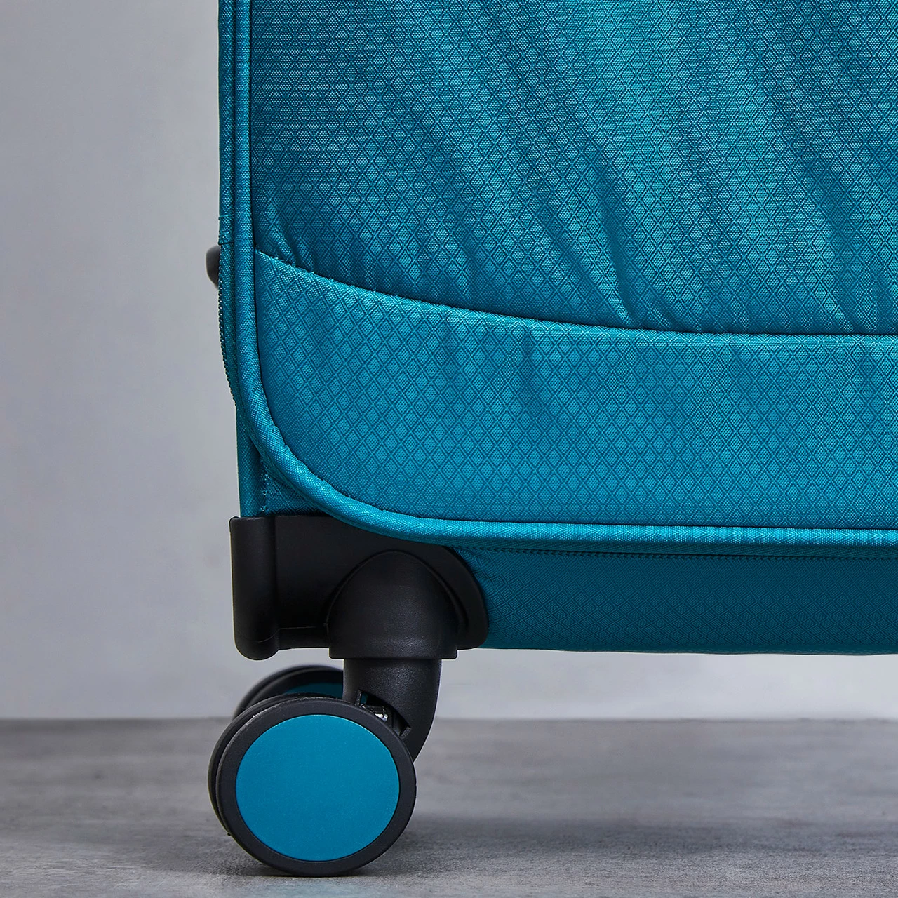 Rock Rocklite 4 Wheel Cabin Suitcase - 54cm 18 Rock Rocklite 4 Wheel Cabin Suitcase - 54cm - Image 16