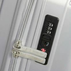 American Tourister Geopop 4 Wheel Medium Suitcase - 67cm -Suitcase Sales 2024 GEOPOP SPINNER TSA LOCK 1546 66548.1689321181