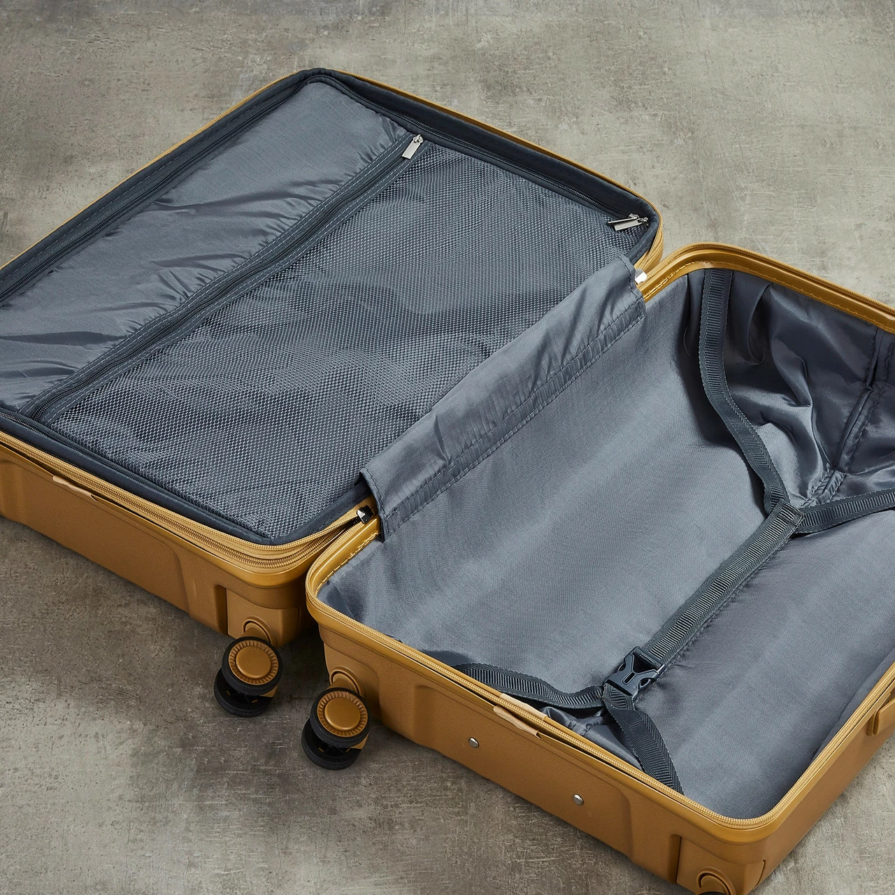 Rock Infinity 4 Wheel Cabin Suitcase - 54cm 14 Rock Infinity 4 Wheel Cabin Suitcase - 54cm - Image 12