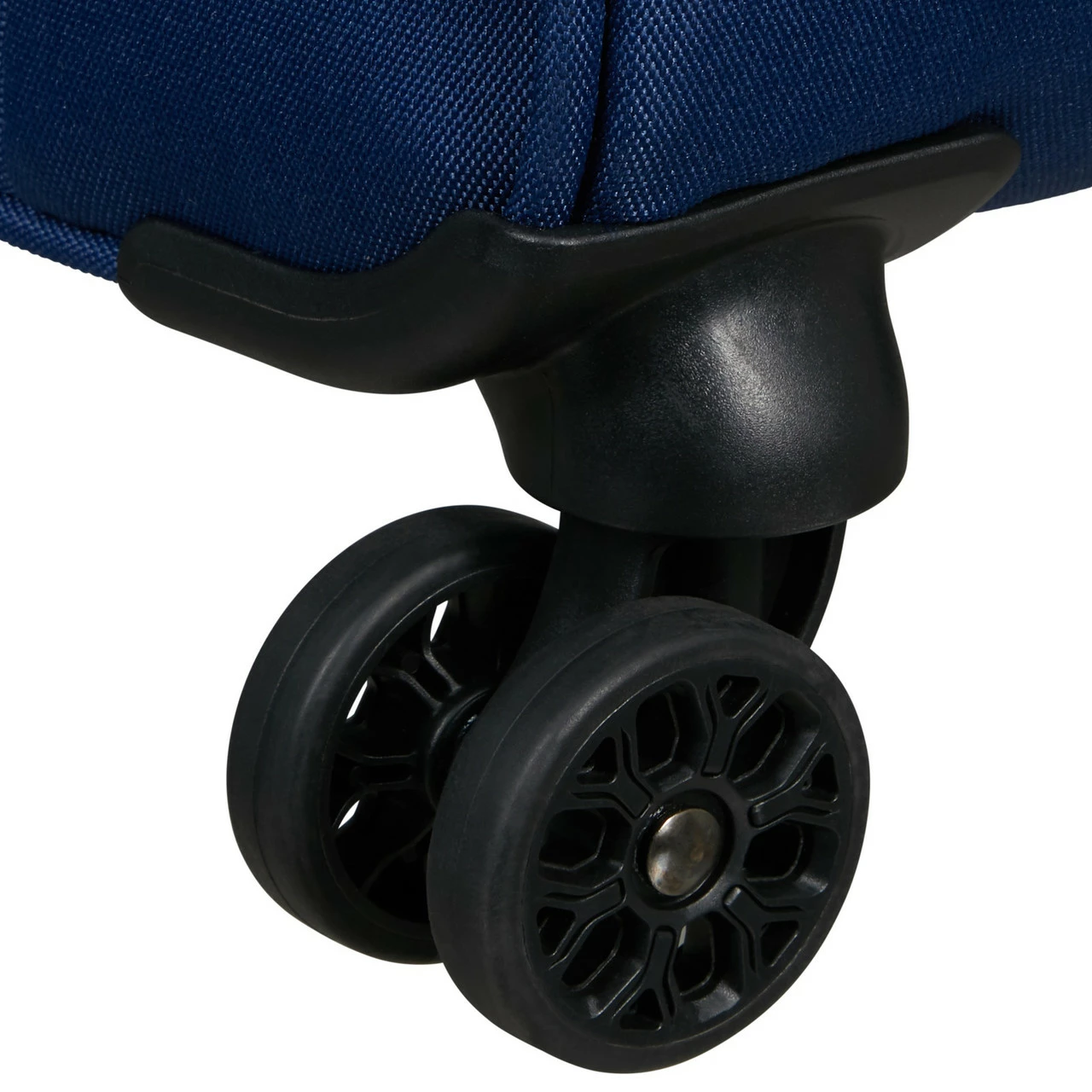 American Tourister Sea Seeker 4 Wheel Large Suitcase - 80cm 7 American Tourister Sea Seeker 4 Wheel Large Suitcase - 80cm - Image 5