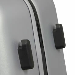 Samsonite Quadrix 4 Wheel Cabin Suitcase - 55cm -Suitcase Sales 2024 QUADRIX SPINNER BOTTOM STUD 3 70719.1692269206