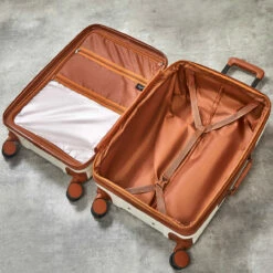 Rock Carnaby 4 Wheel Exp Large Suitcase - 78cm 30 Rock Carnaby 4 Wheel Exp Large Suitcase - 78cm -Suitcase Sales 2024 Rock Carnaby TR 0219 CRM Interior 16542.1660576333