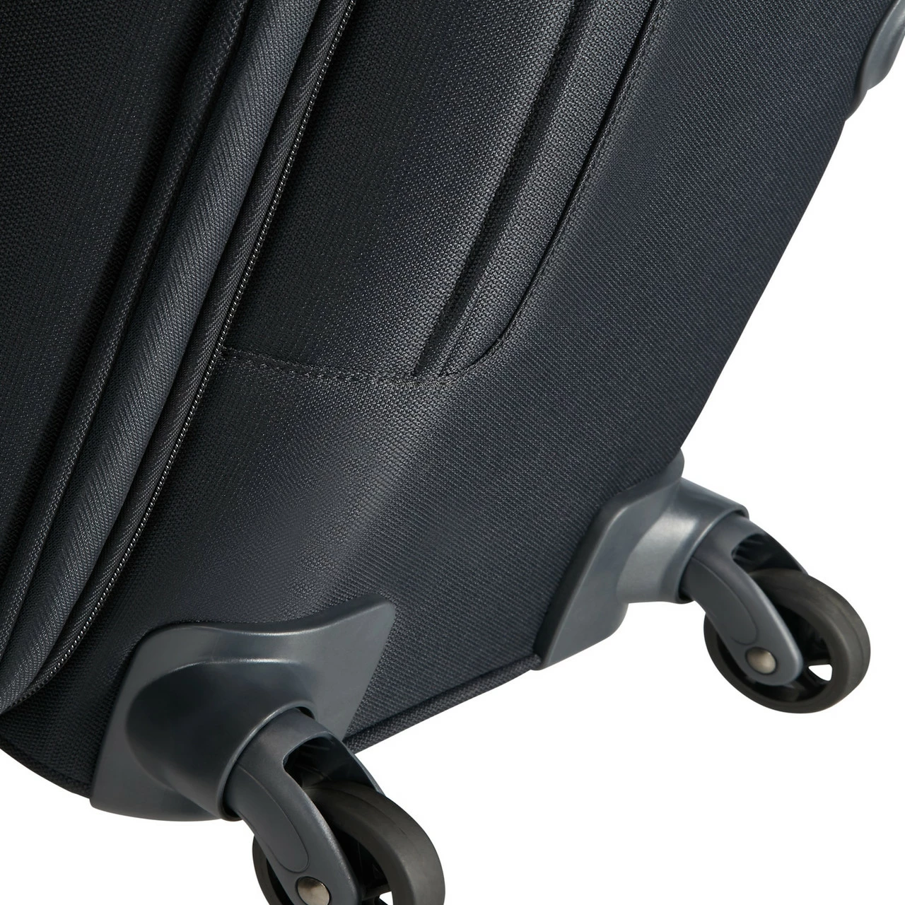 Samsonite Base Boost 4 Wheel Expandable Suitcase - 78cm 15 Samsonite Base Boost 4 Wheel Expandable Suitcase - 78cm - Image 13