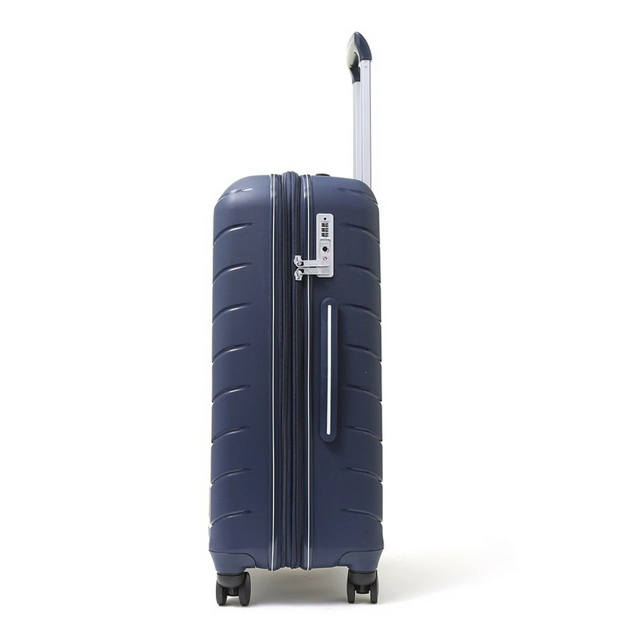 Rock Prime 4 Wheel Exp Medium Suitcase - 66cm 19 Rock Prime 4 Wheel Exp Medium Suitcase - 66cm - Image 17