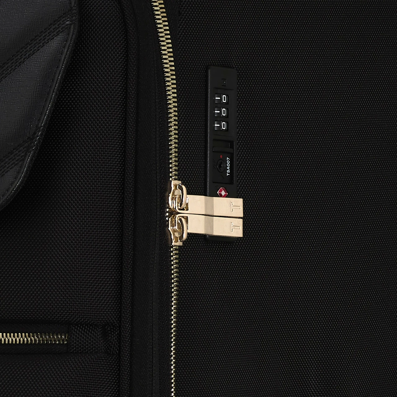 Ted Baker Albany Eco 4 Wheel Large Suitcase - 80cm 8 Ted Baker Albany Eco 4 Wheel Large Suitcase - 80cm - Image 6