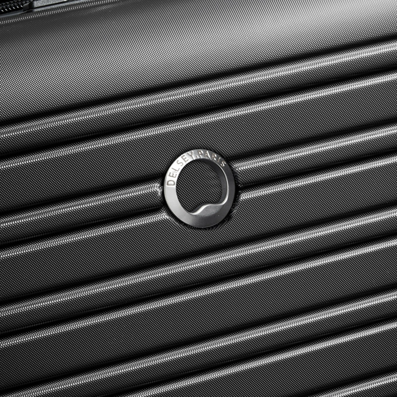 Delsey Segur 2.0 4 Wheel Cabin Suitcase - 55cm 9 Delsey Segur 2.0 4 Wheel Cabin Suitcase - 55cm - Image 7