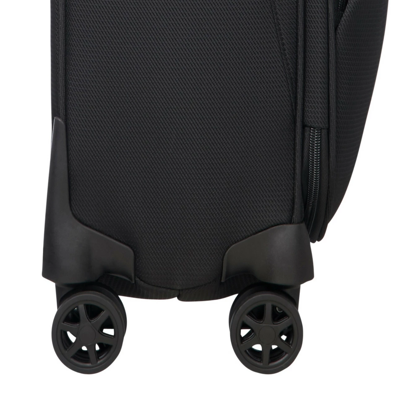 Samsonite Spark SNG Eco 4 Wheel Expandable Suitcase - 79cm 16 Samsonite Spark SNG Eco 4 Wheel Expandable Suitcase - 79cm - Image 14